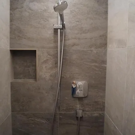 Julia Pillerseetal Daire